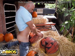 BANGBROS - Pumpkin Booty Babes Rose Monroe & Valentina Jewels